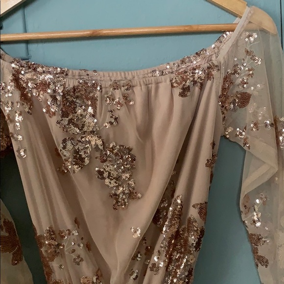 Sparkling Gold beautiful Romper/Jumpsuit - Picture 5 of 5